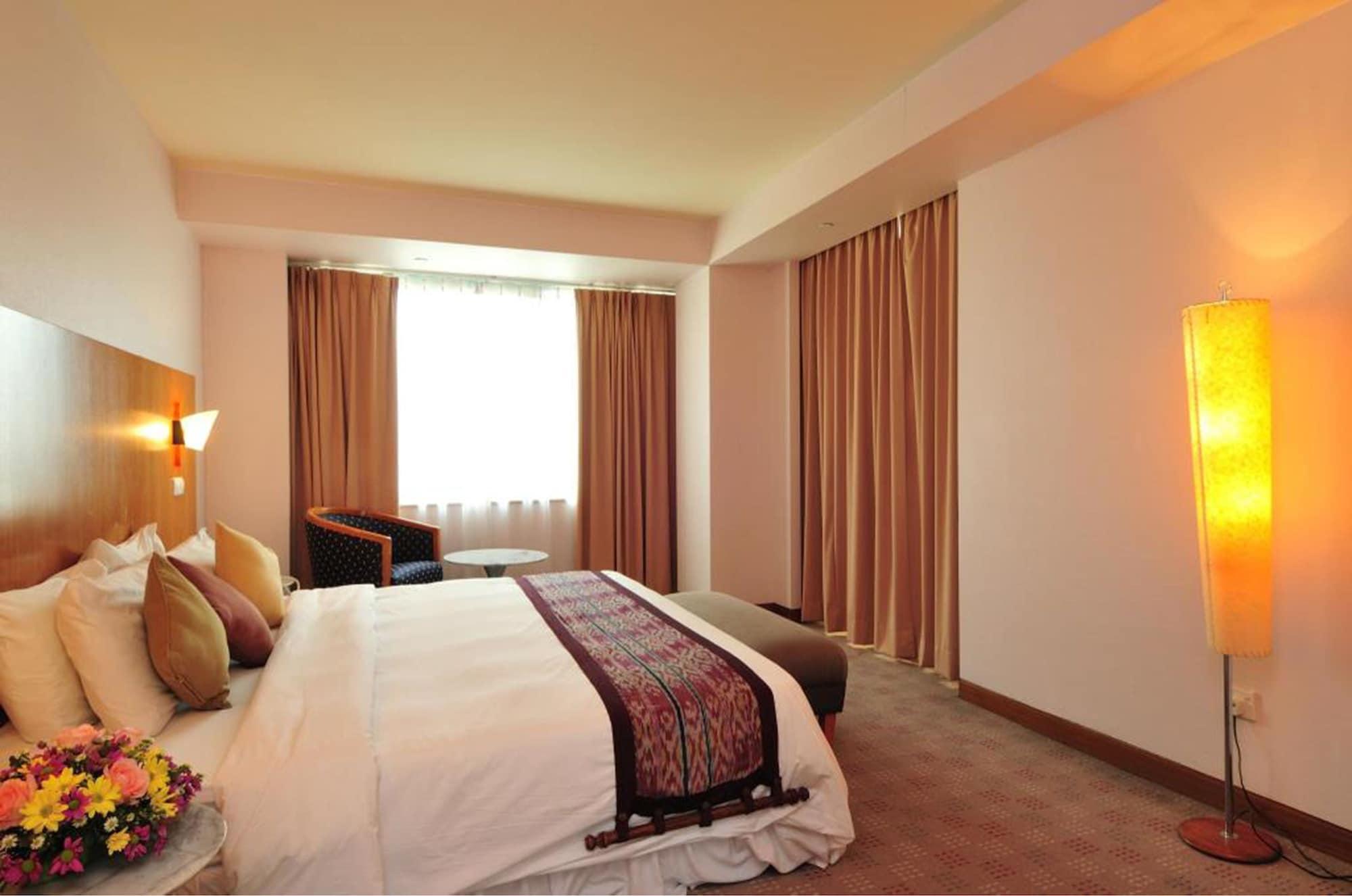 Parkcity Everly Hotel Bintulu Exterior foto